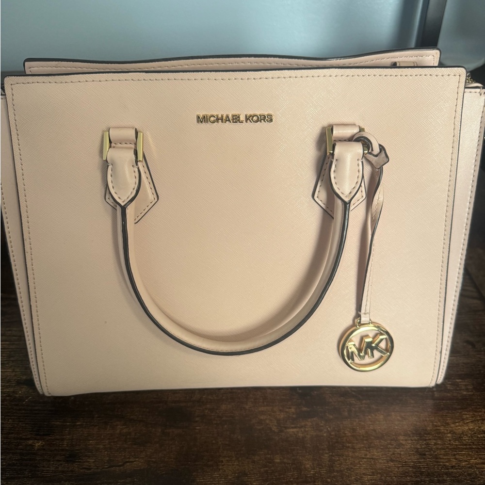 Michael Kors light pink Tote with Gold Accents